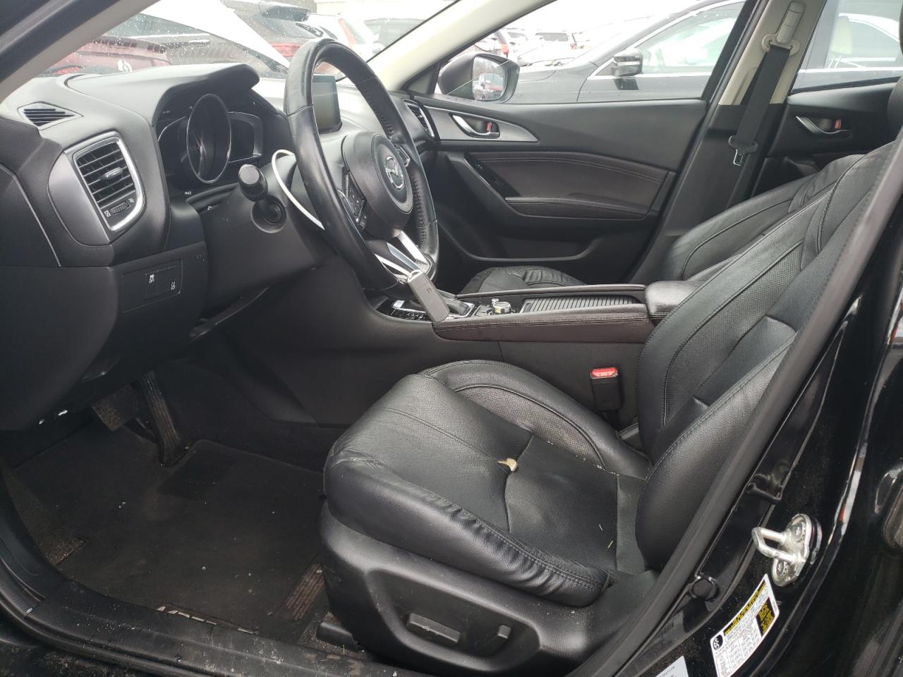 2017 Mazda 3 - Image 7