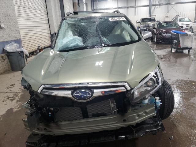  SUBARU FORESTER 2020 Зеленый