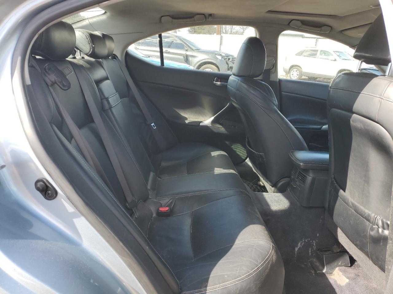2009 Lexus IS - Image 10