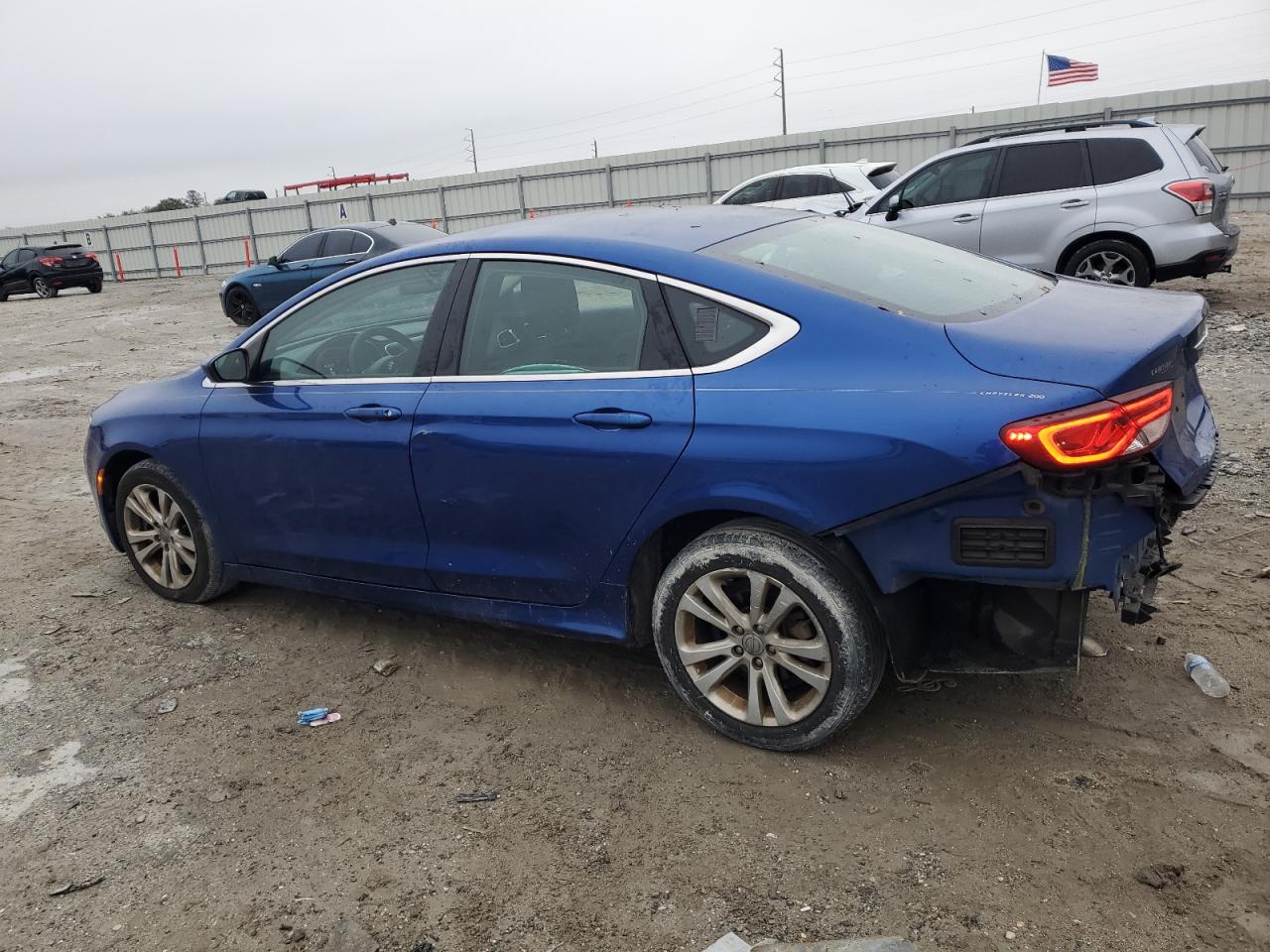 2015 Chrysler 200 - Image 2
