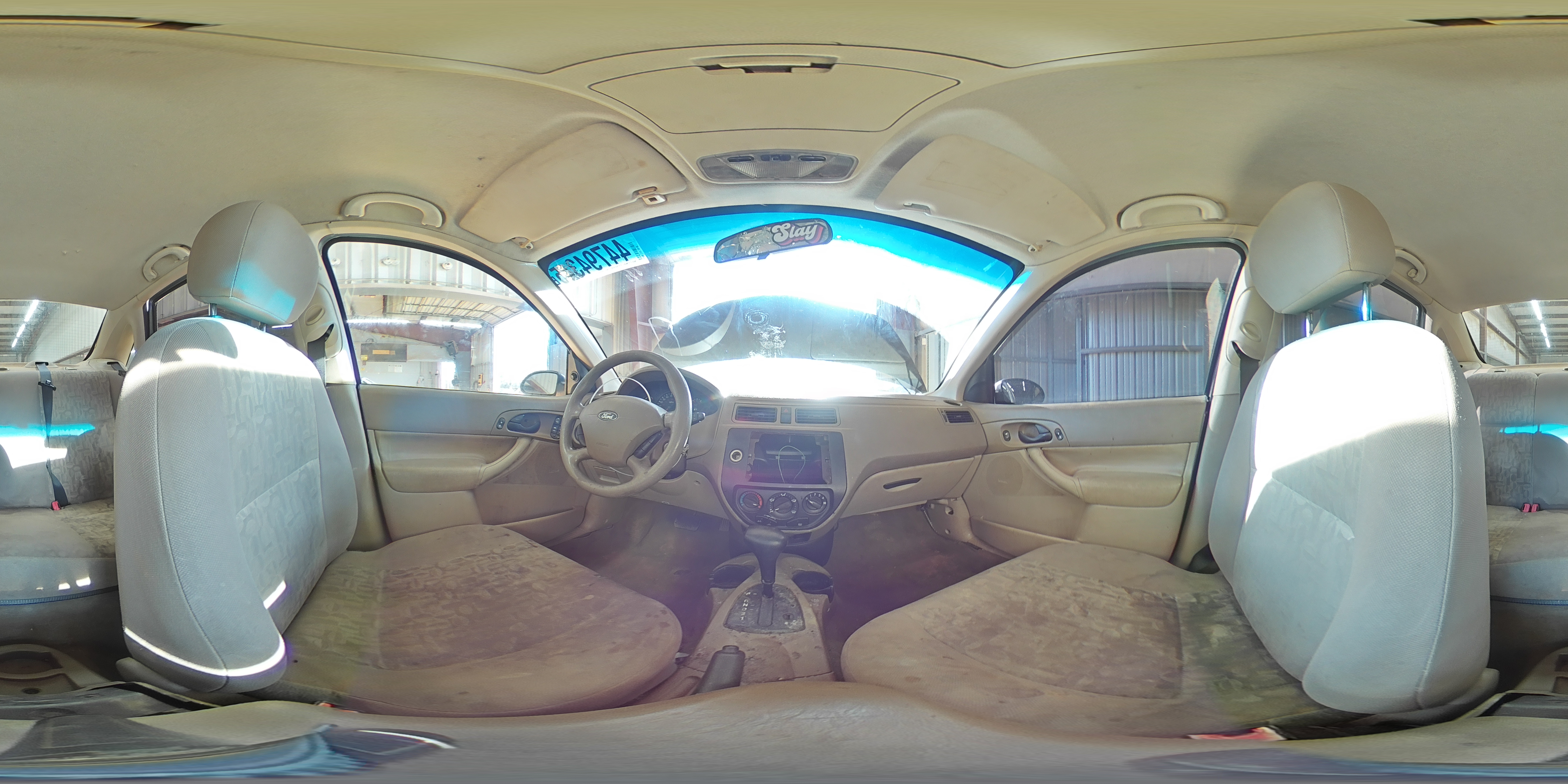 2005 Ford Focus - Image 13