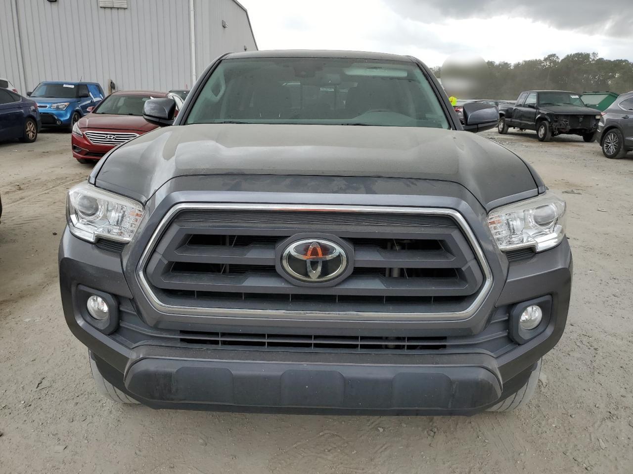 2021 Toyota Tacoma - Image 5