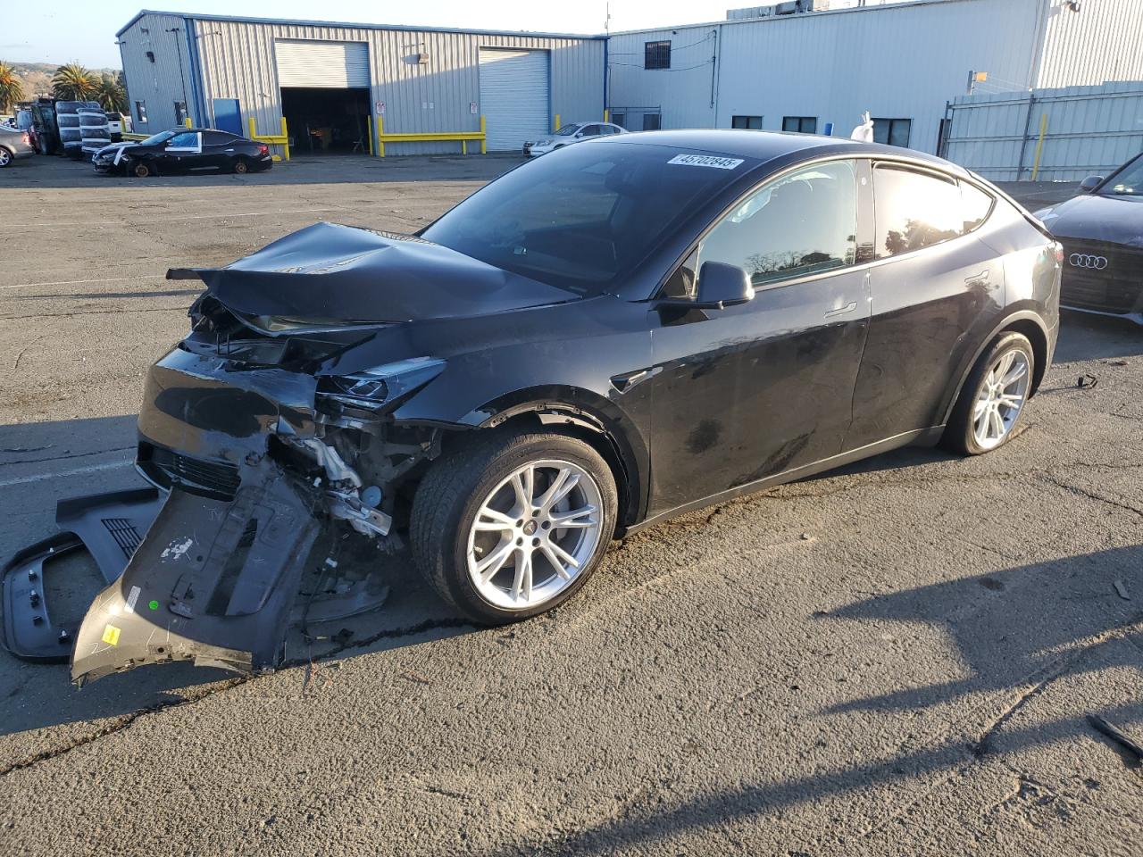 2022 Tesla Model Y  للبيع في Vallejo، CA - Front End