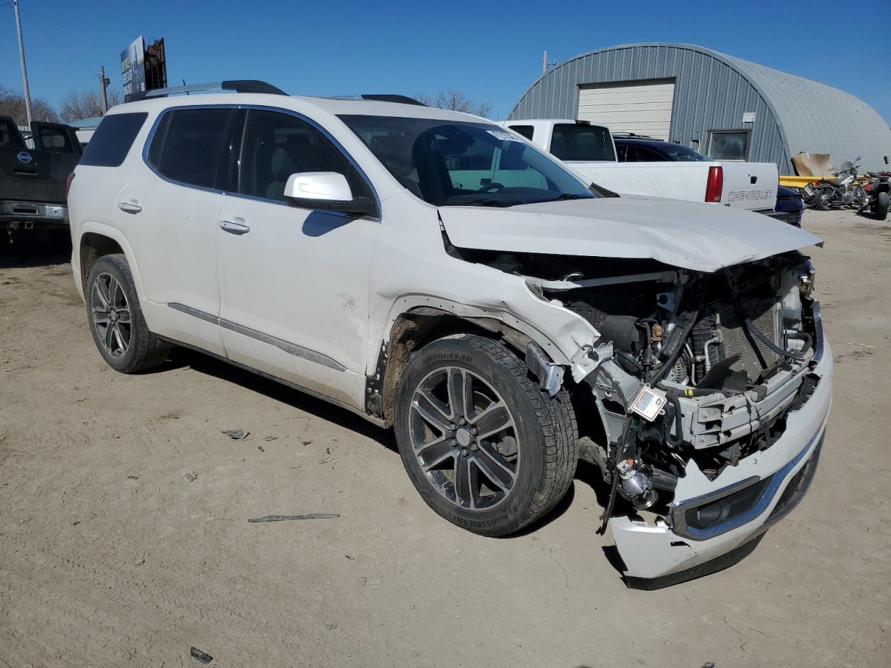 2017 GMC Acadia - Image 4
