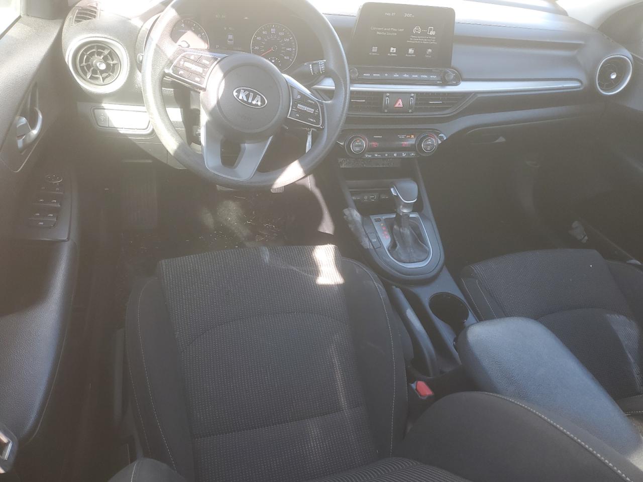 2019 Kia Forte - Image 8