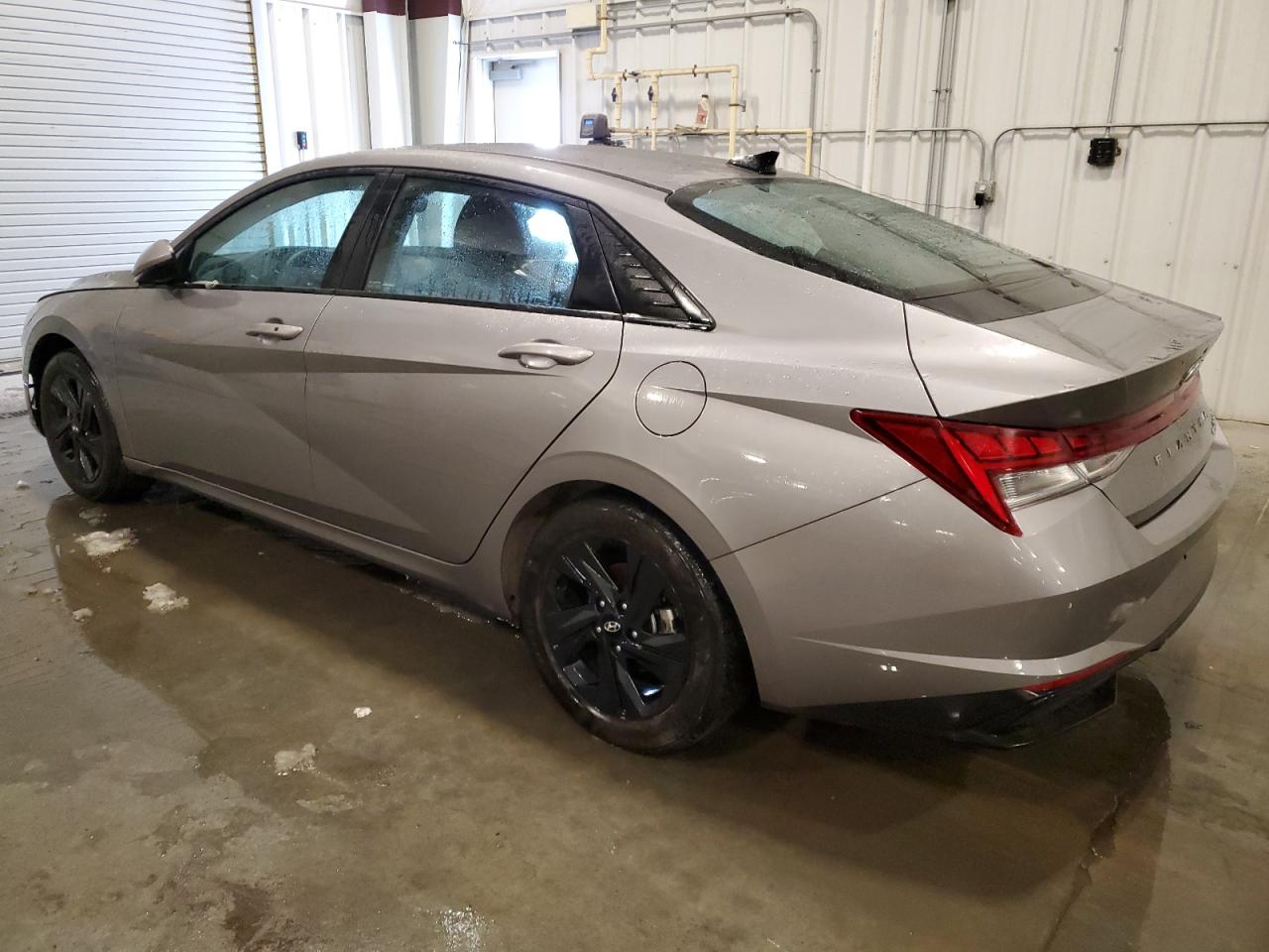 2023 Hyundai Elantra - Image 2