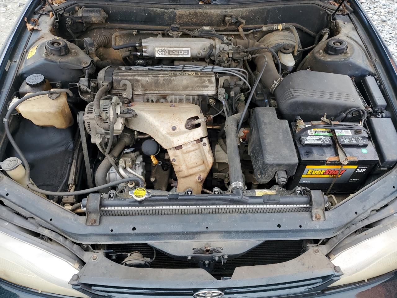 1995 Toyota Camry - Image 11