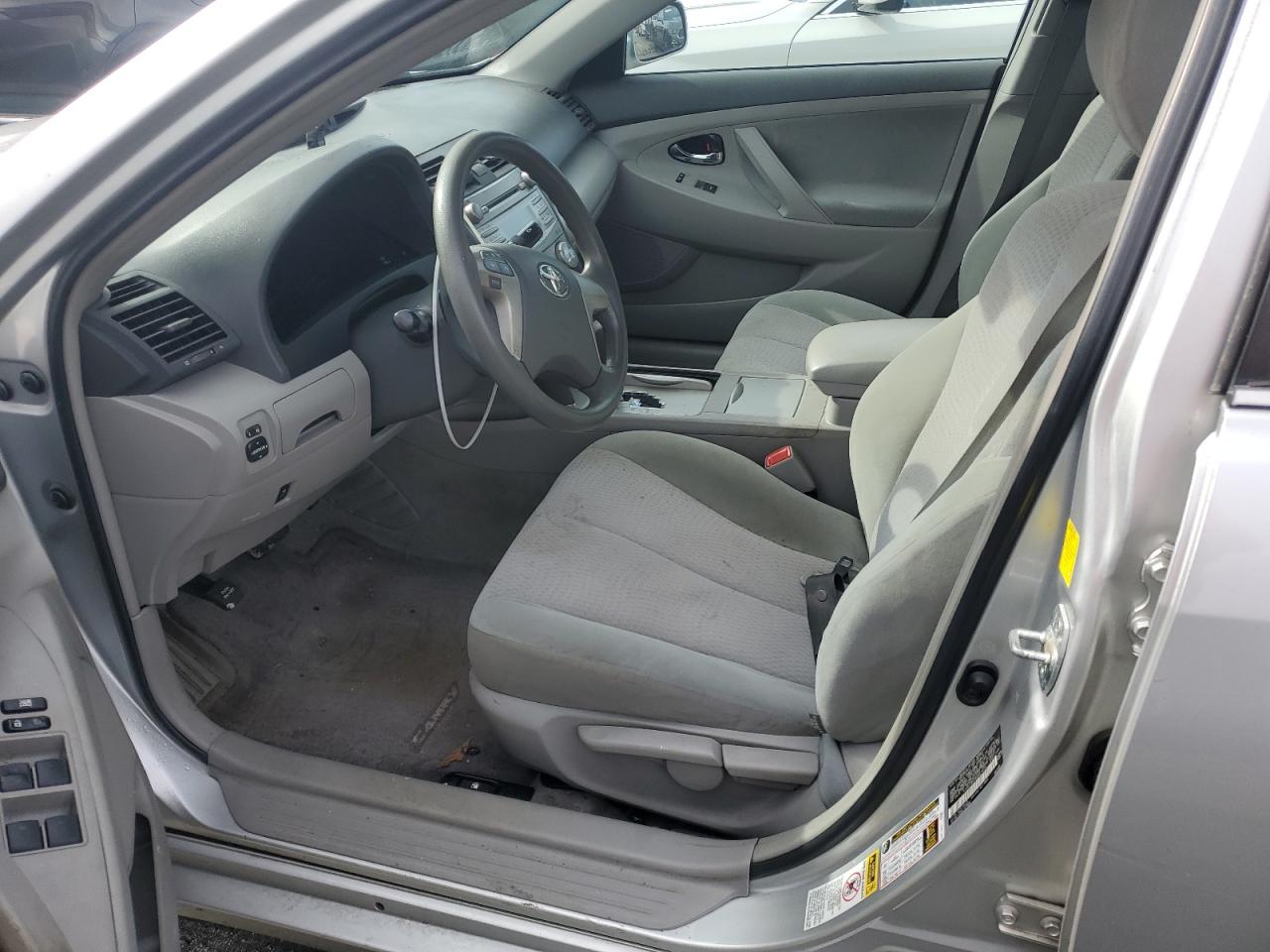 2011 Toyota Camry - Image 7