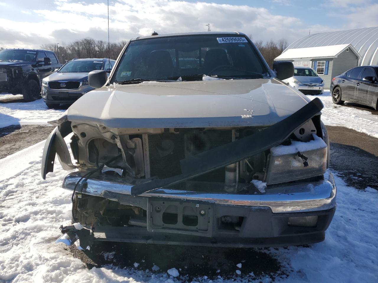 2004 Chevrolet Colorado - Image 5