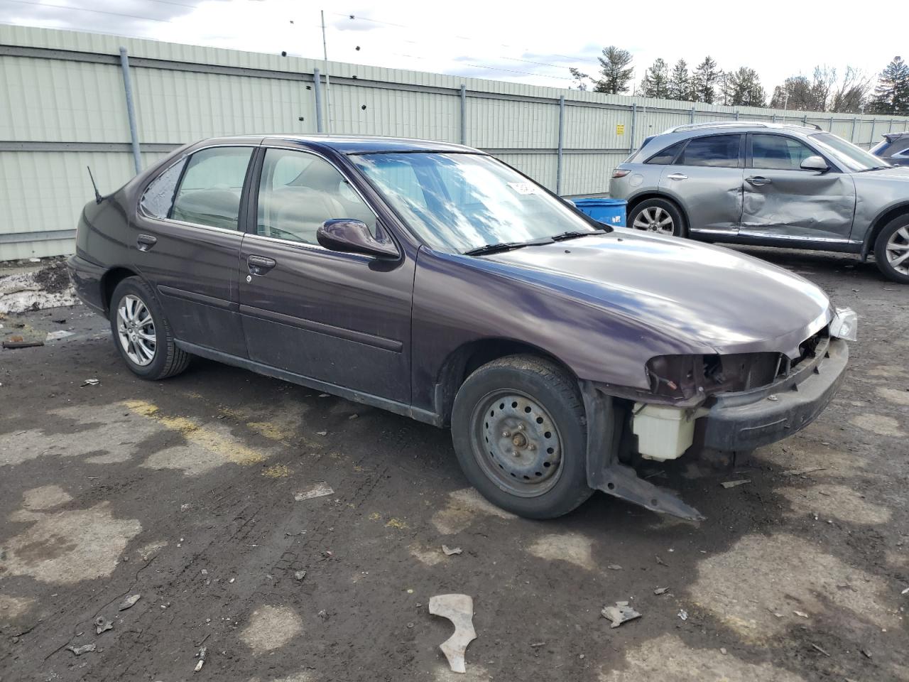 1999 Nissan Altima - Image 4