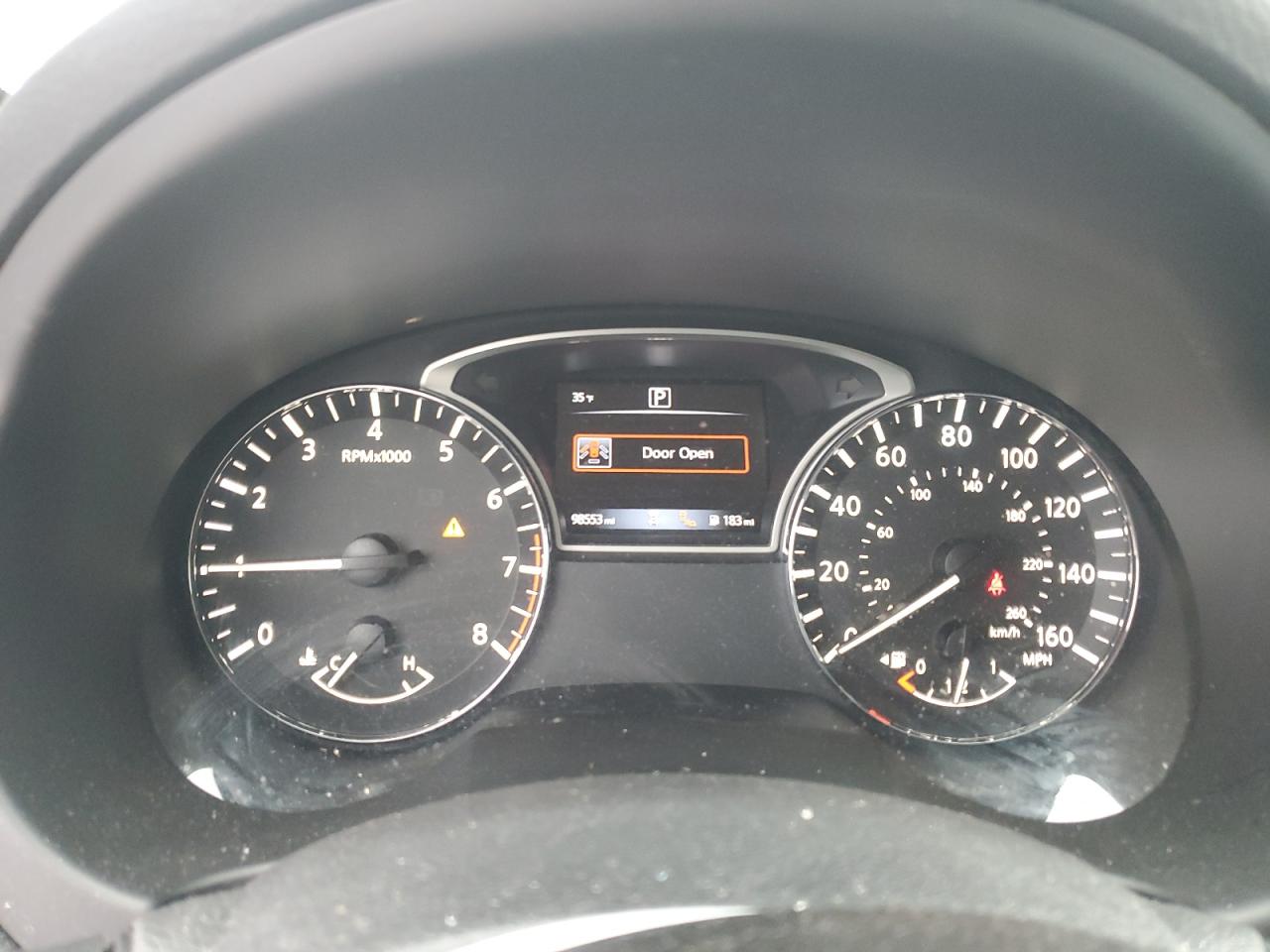 2018 Nissan Altima - Image 9
