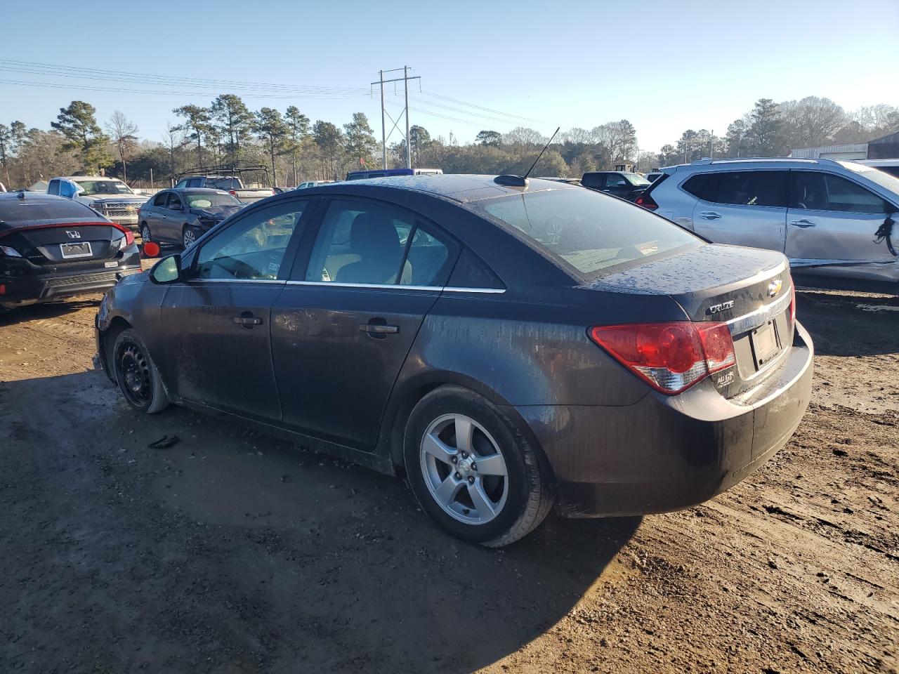 2016 Chevrolet Cruze - Image 2