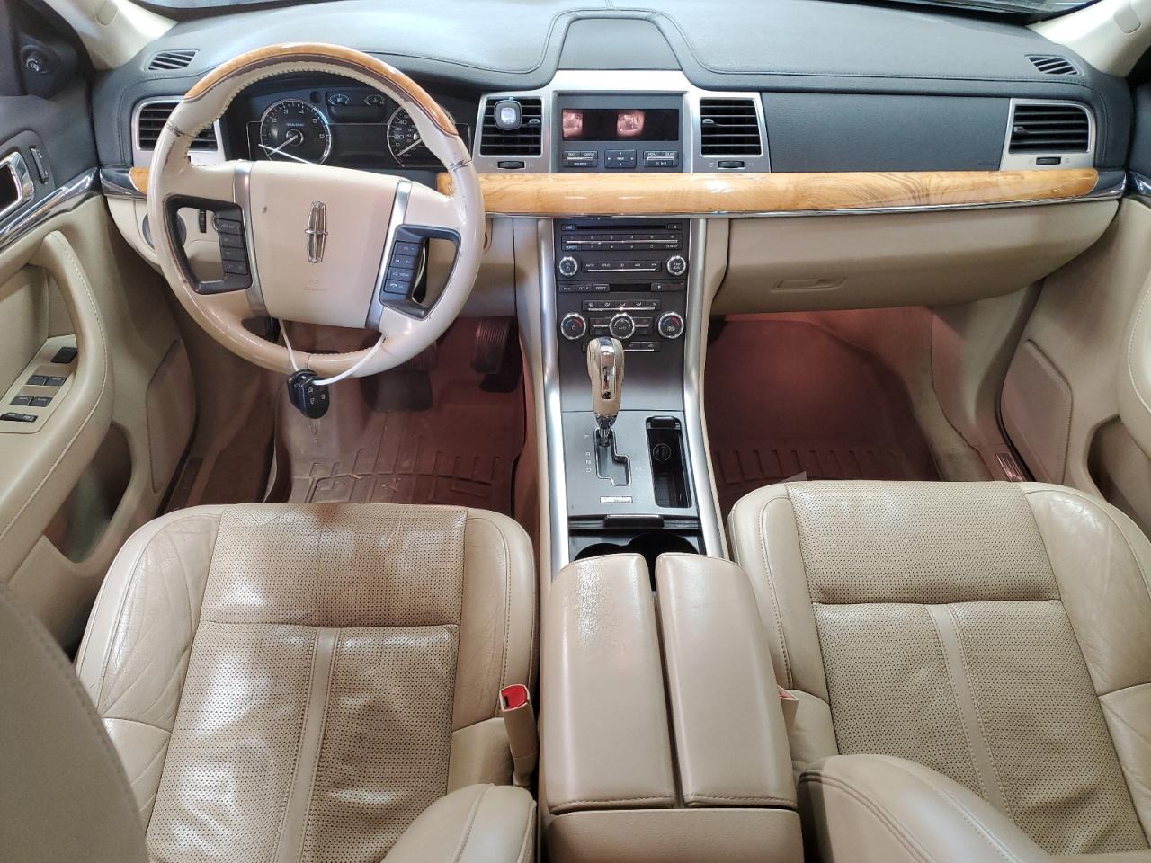 2009 Lincoln MKS - Image 8