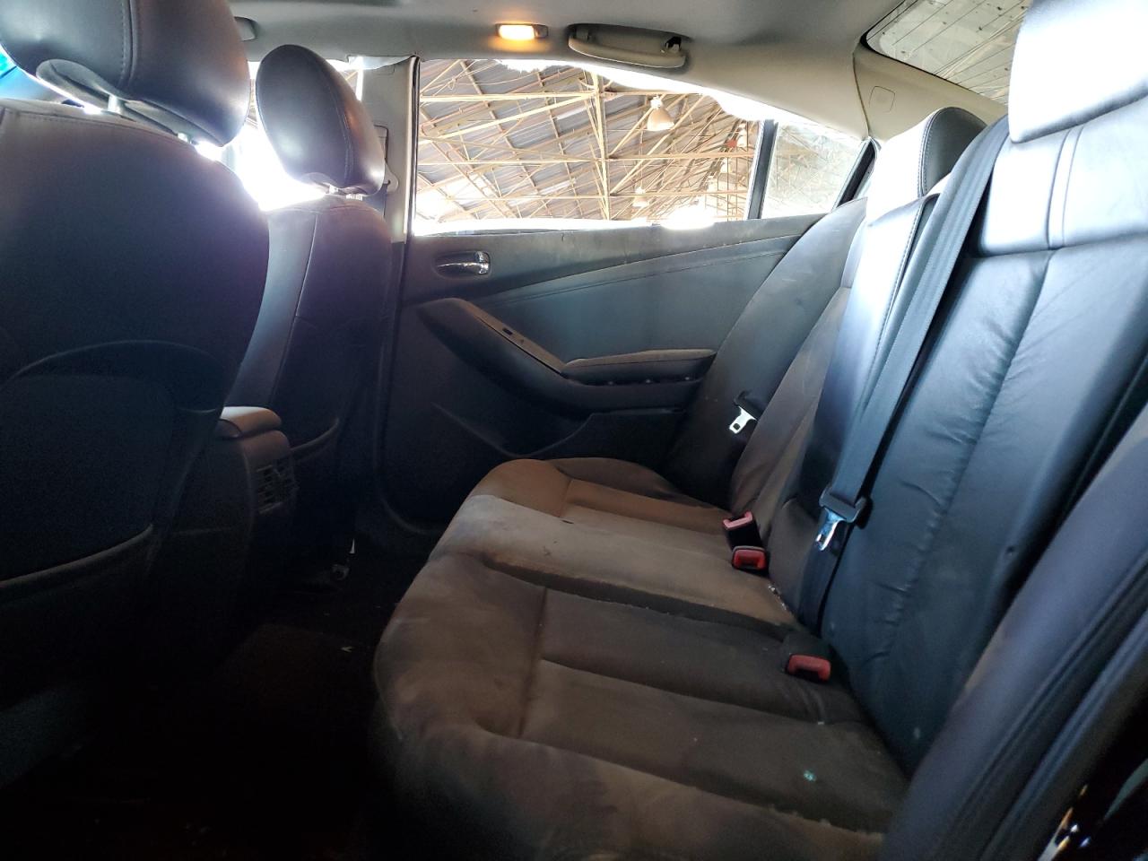 2009 Nissan Altima - Image 10
