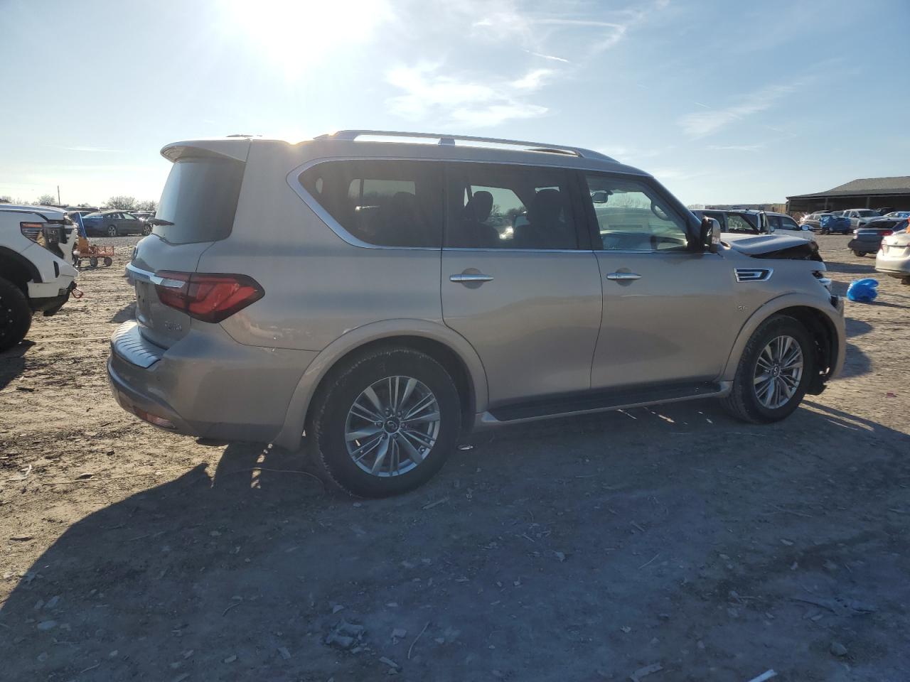 2019 Infiniti QX80 - Image 3