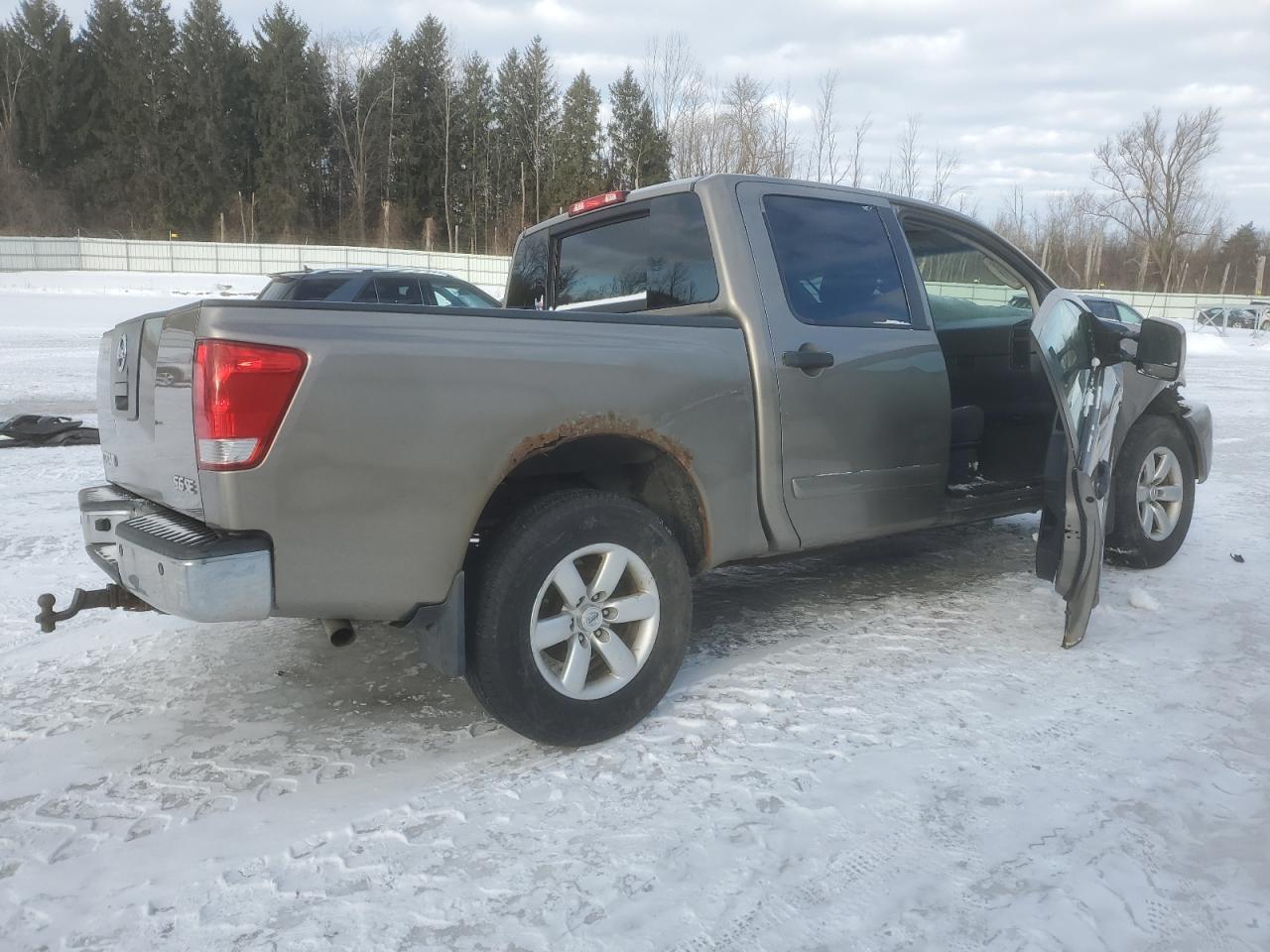 2008 Nissan Titan - Image 3