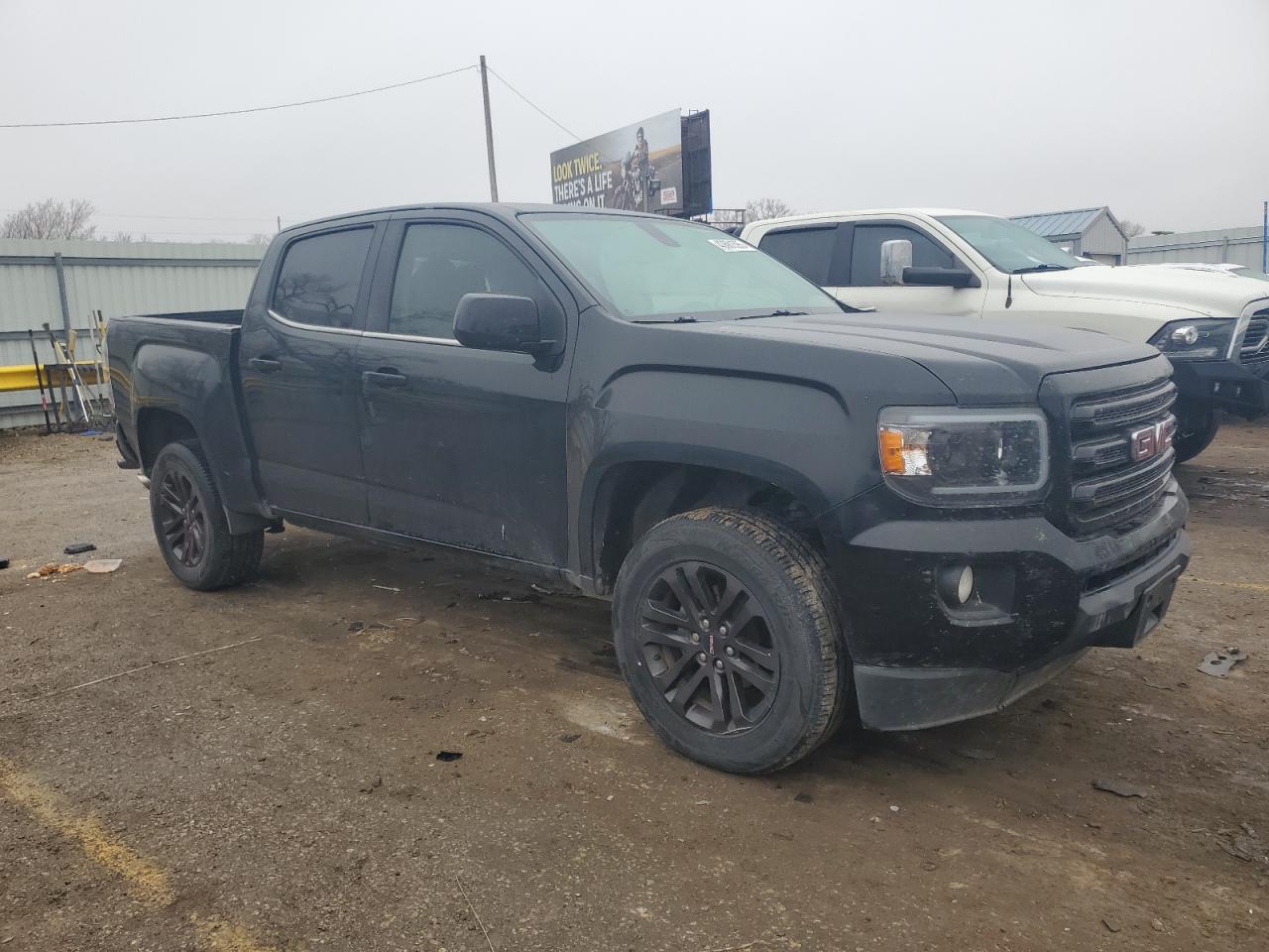 2017 GMC Canyon - Image 4
