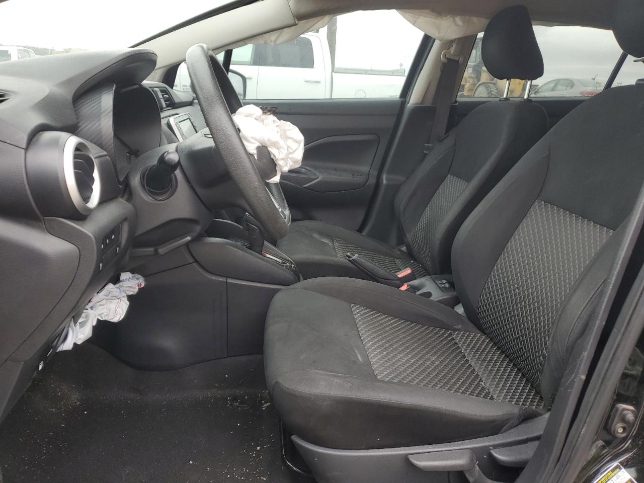 2021 Nissan Versa - Image 7