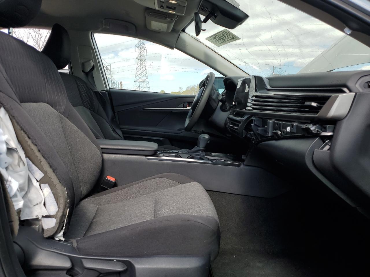 2025 Toyota Camry - Image 7
