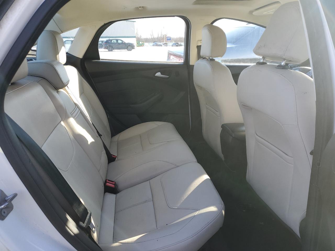 2015 Ford Focus - Image 10