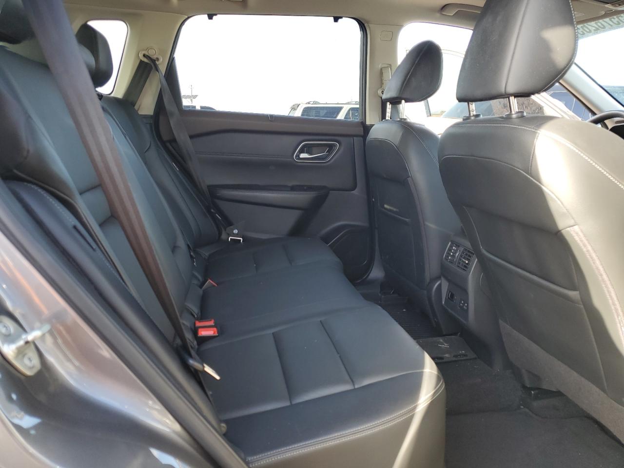 2021 Nissan Rogue - Image 11