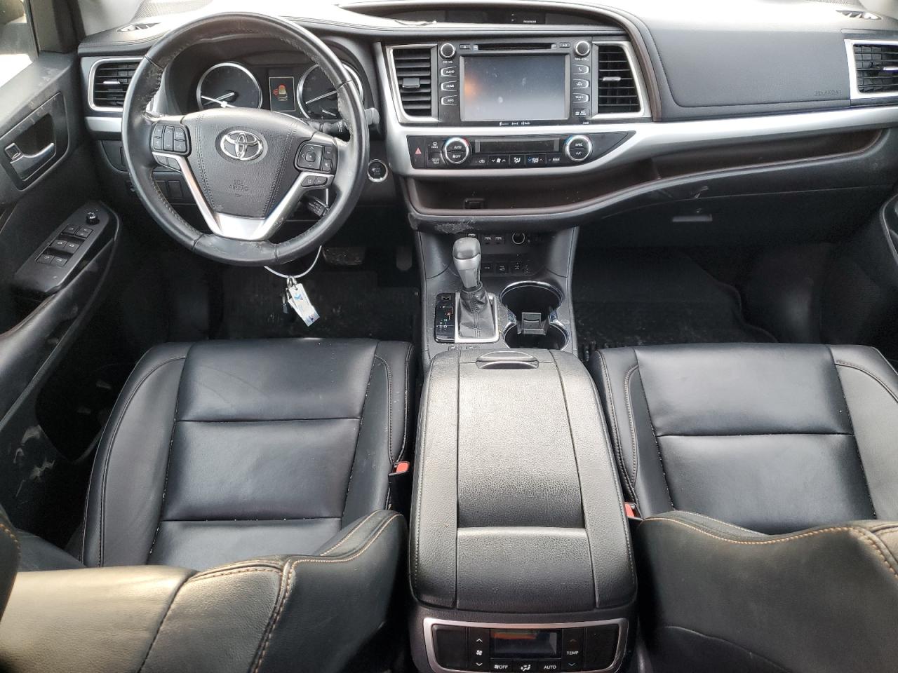 2019 Toyota Highlander - Image 8