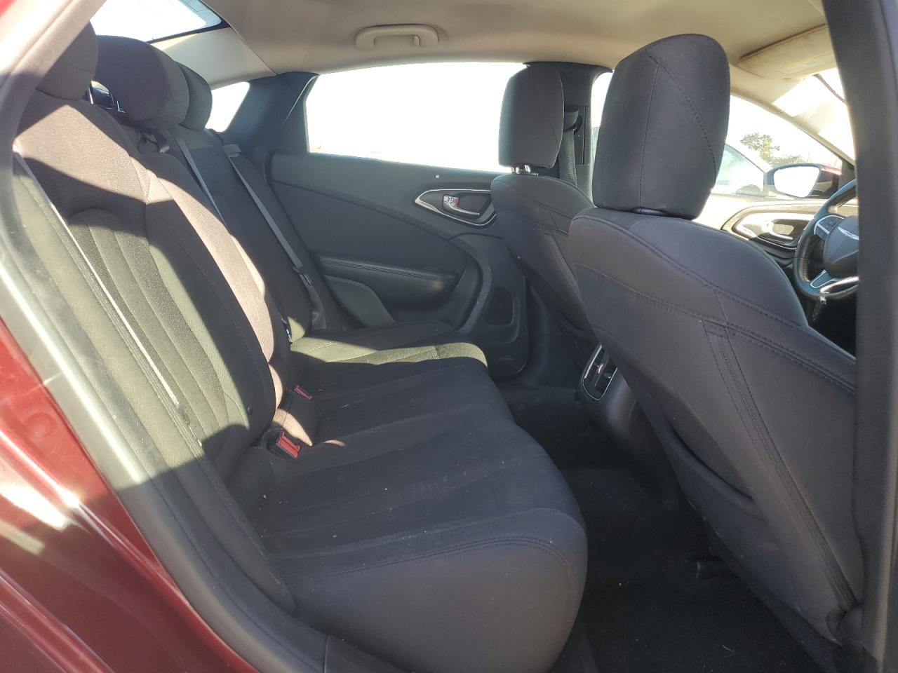 2016 Chrysler 200 VIN: 1C3CCAB6GN103463 Lot: 46676285