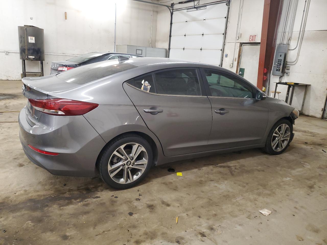 2018 Hyundai Elantra - Image 3