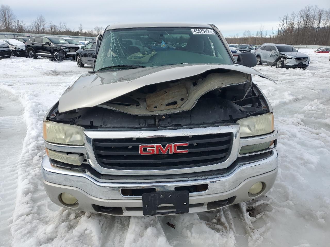 2004 GMC Sierra - Image 5