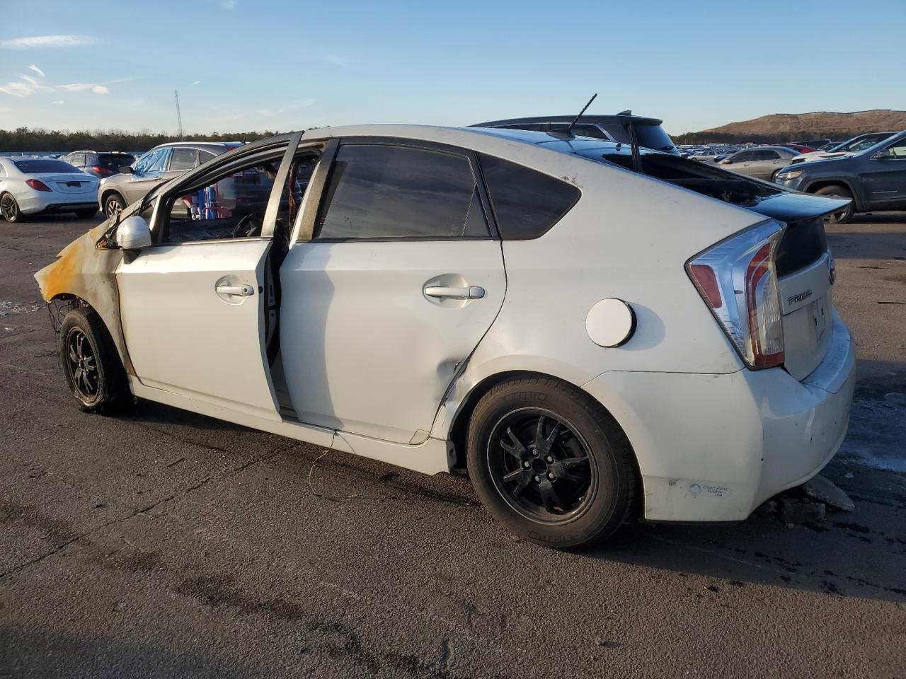 2012 Toyota Prius - Image 2