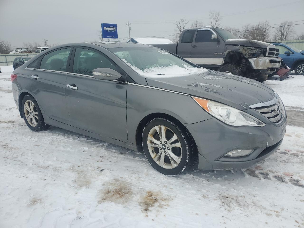 2013 Hyundai Sonata - Image 4
