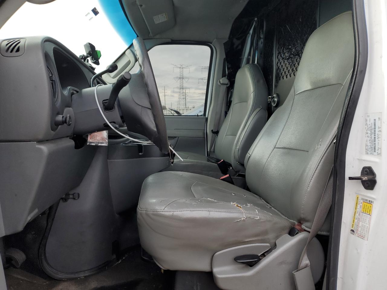 2008 Ford Econoline - Image 7