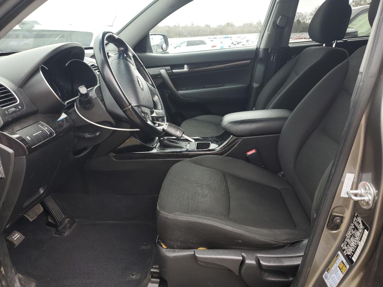 2014 Kia Sorento - Image 7