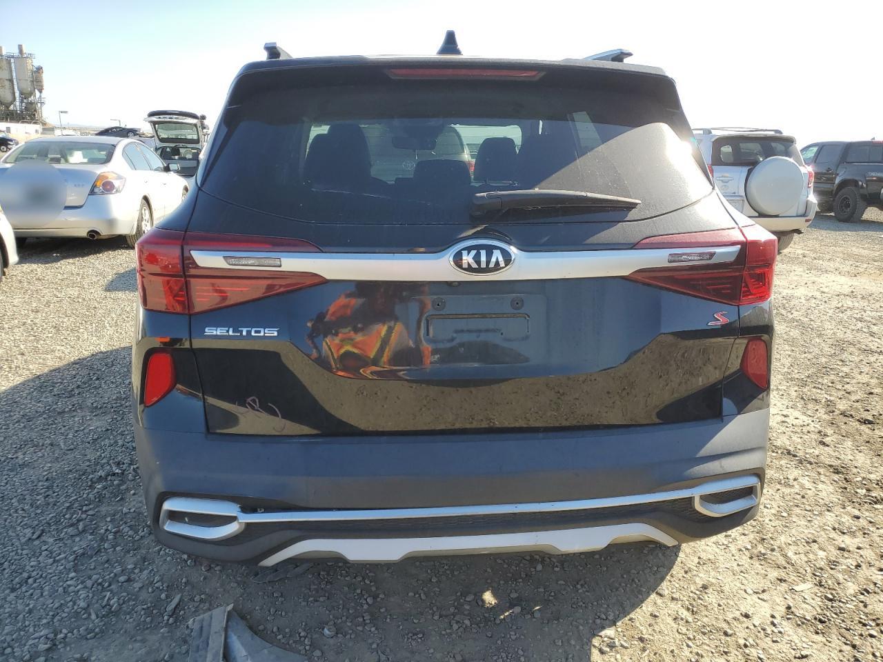 2021 Kia Seltos - Image 6