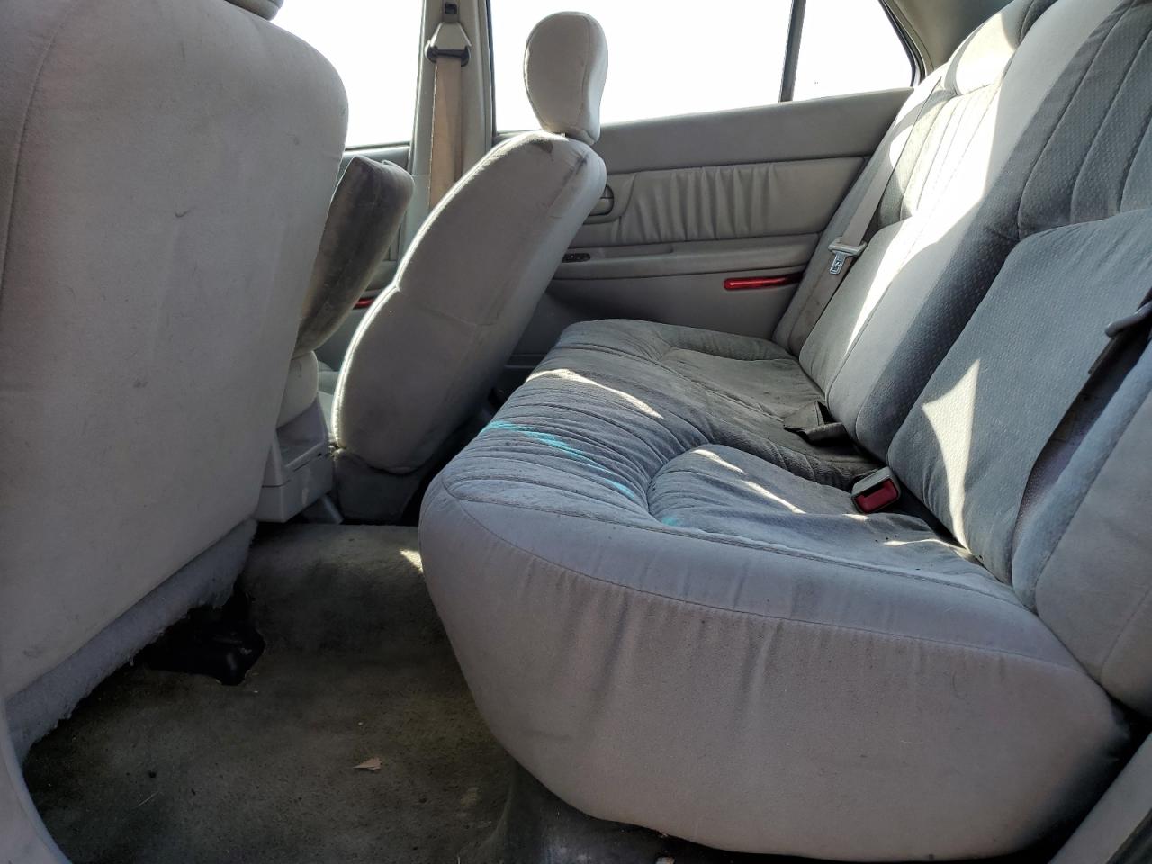 2004 Buick Century - Image 10