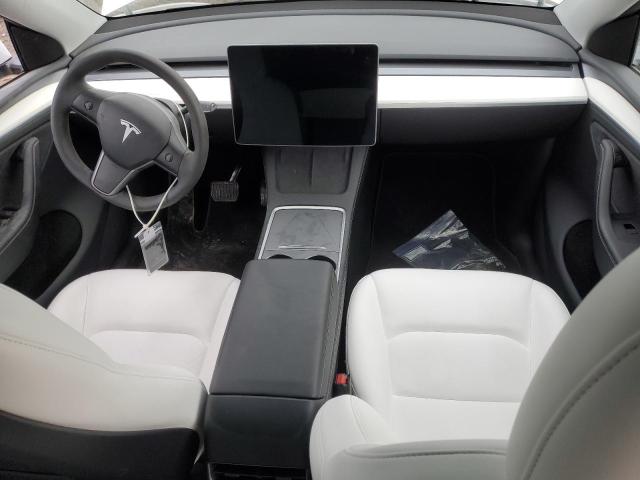  TESLA MODEL Y 2024 Biały