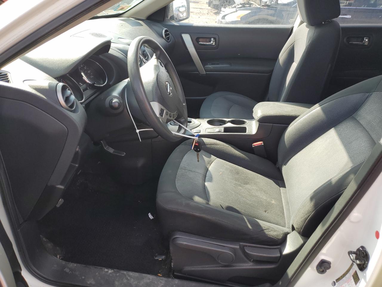 2013 Nissan Rogue - Image 7