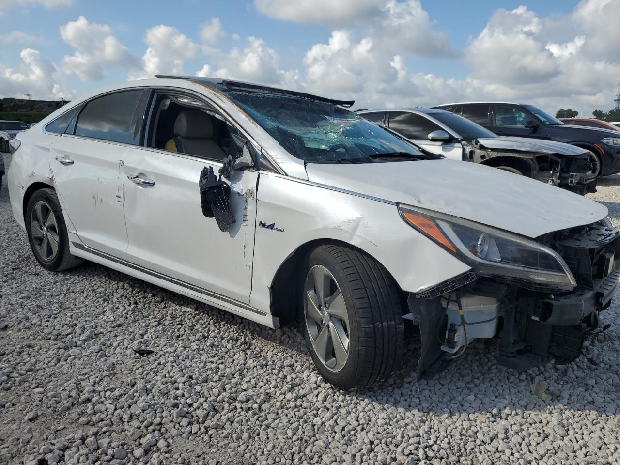 2016 Hyundai Sonata - Image 4