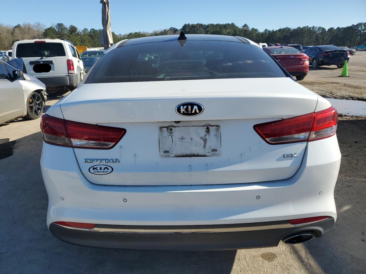 2016 Kia Optima - Image 6