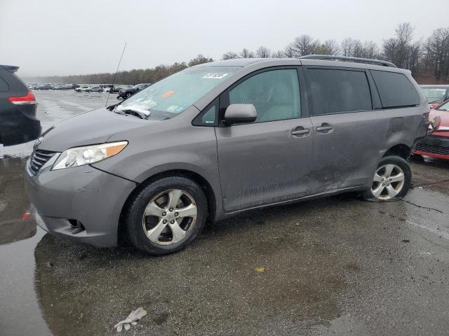 2012 Toyota Sienna Le