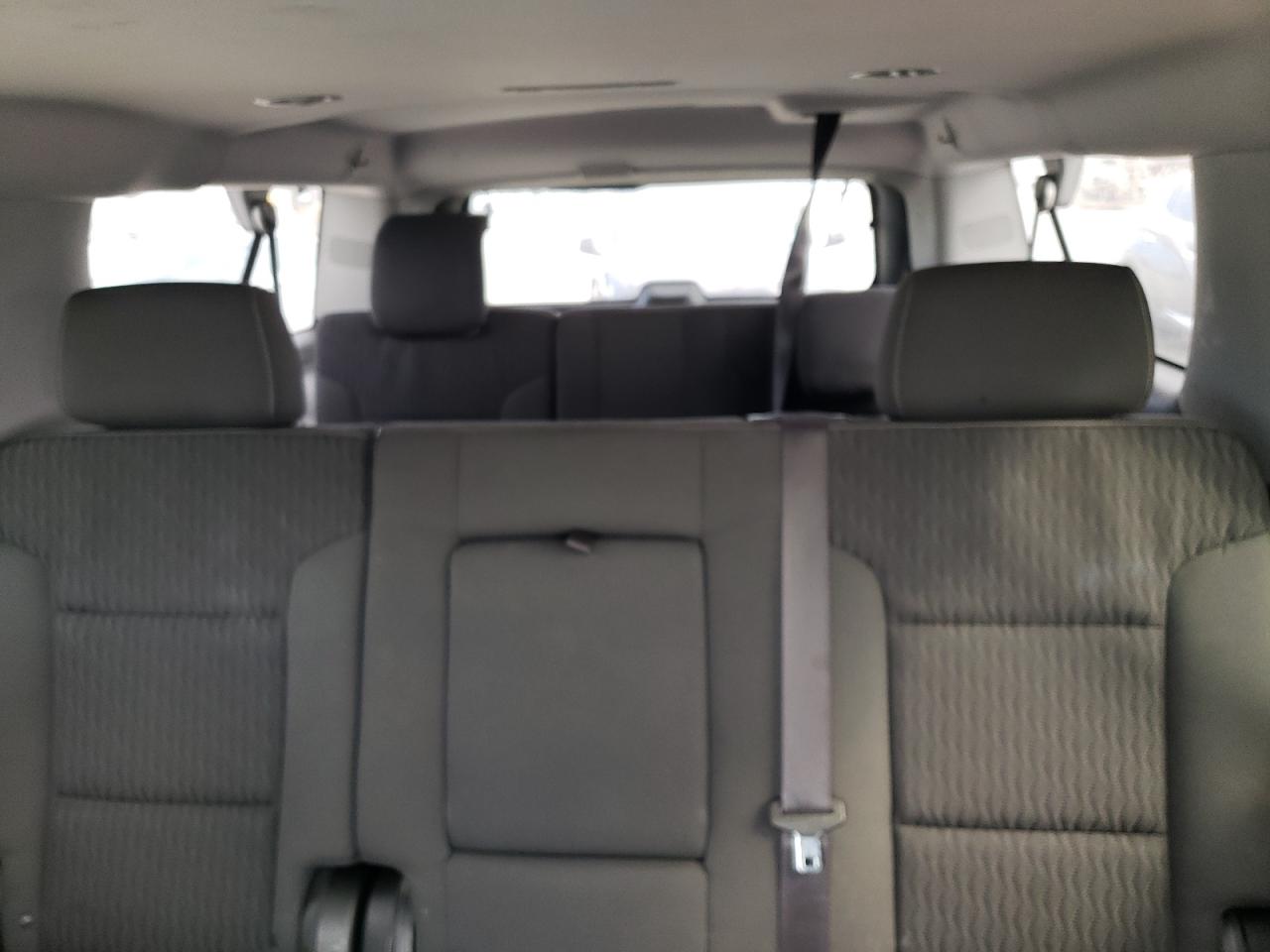 2016 Chevrolet Suburban - Image 10