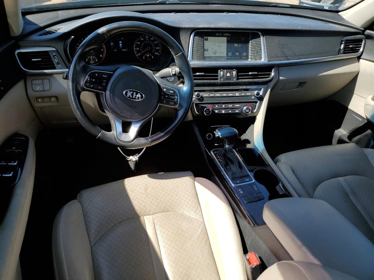 2016 Kia Optima - Image 8