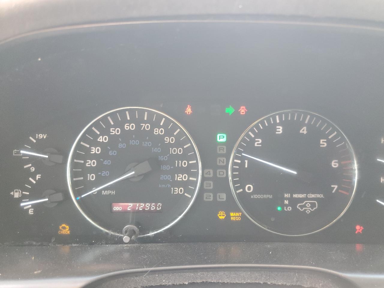 2006 Lexus LX - Image 9