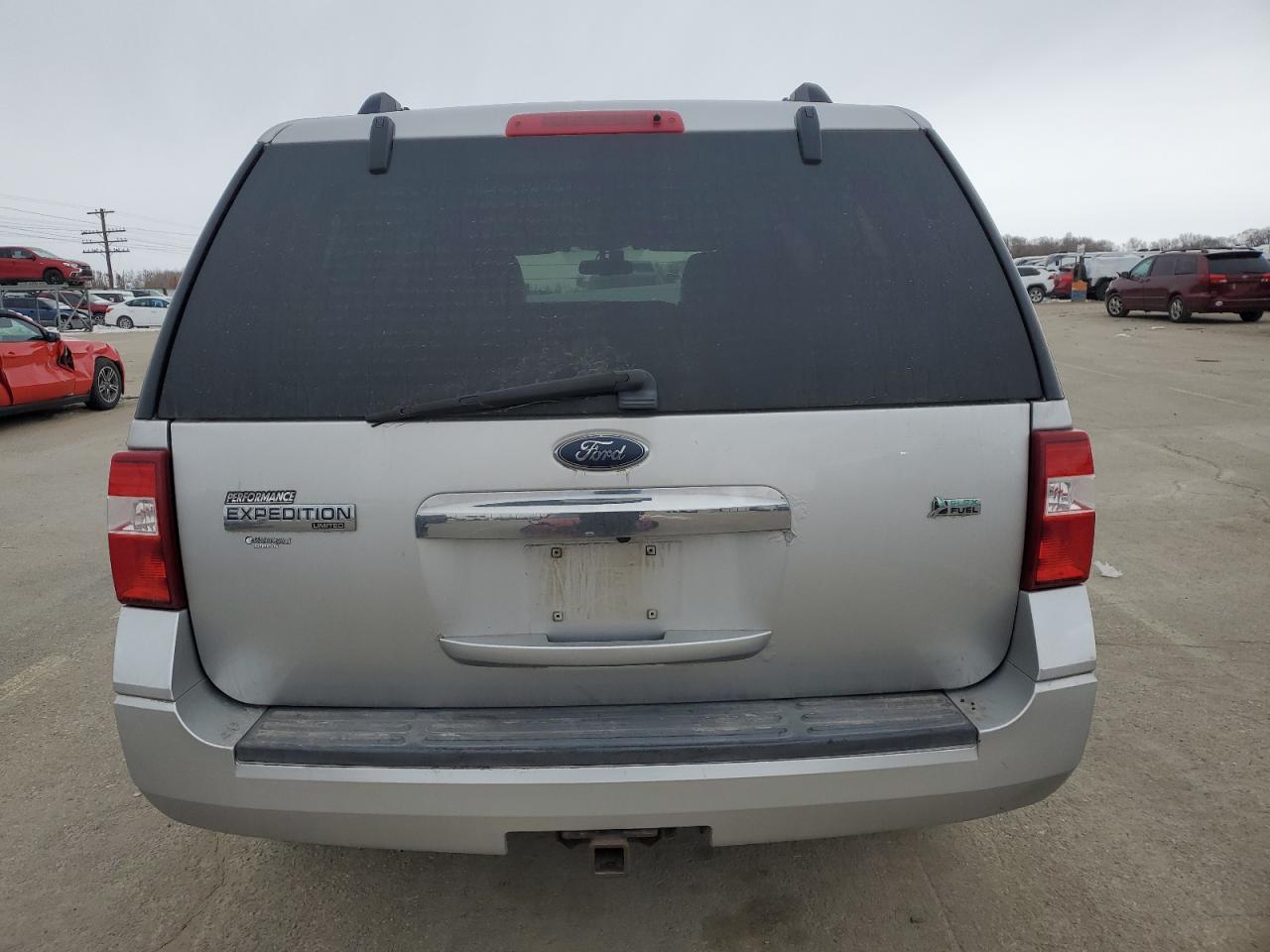 2010 Ford Expedition - Image 6
