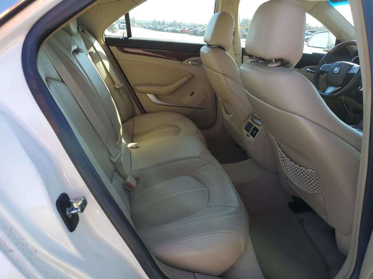 2008 Cadillac CTS - Image 10