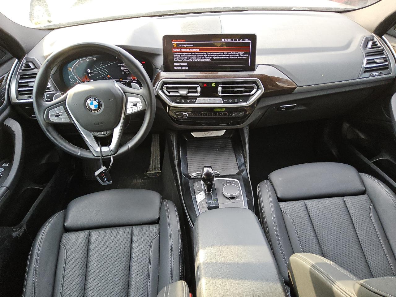2024 BMW X4 - Image 8