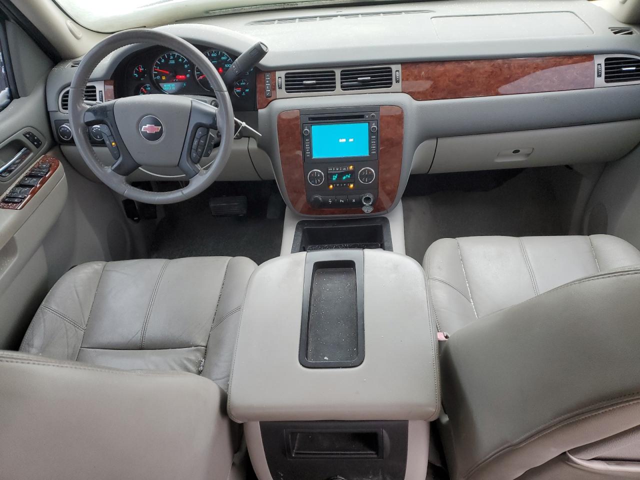 2010 Chevrolet Silverado - Image 8