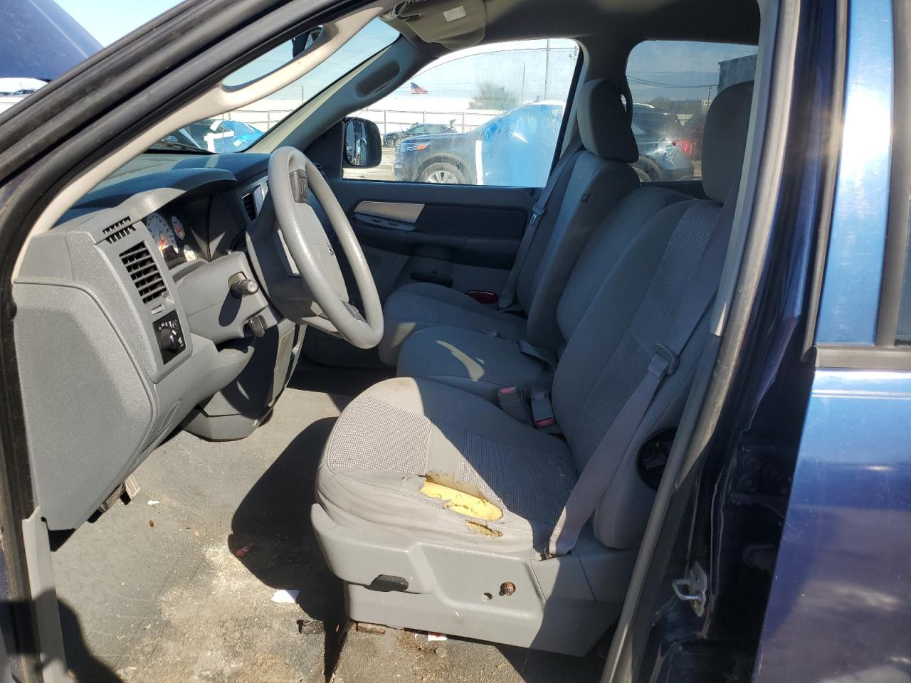 2008 Dodge RAM - Image 7