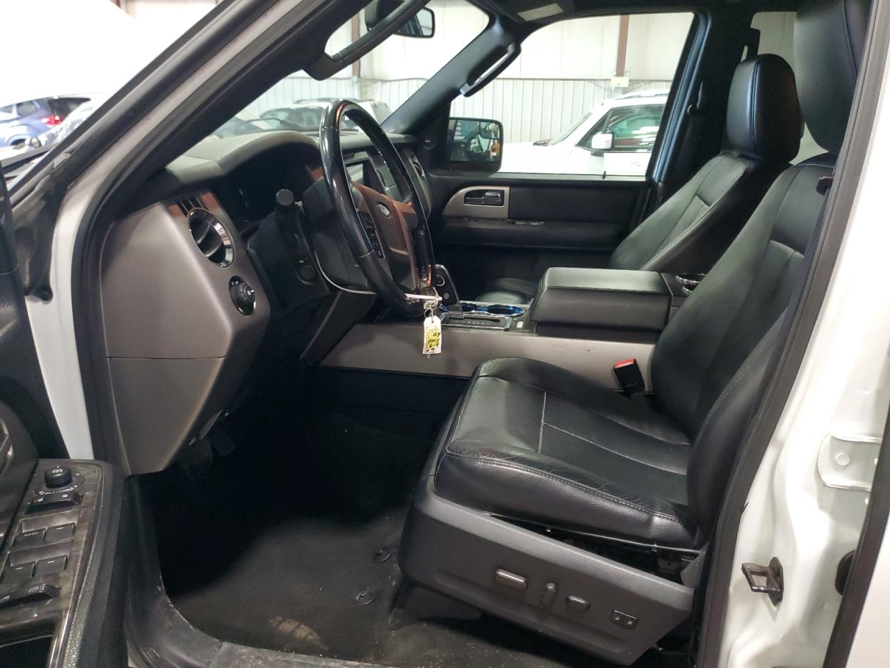2017 Ford Expedition - Image 7