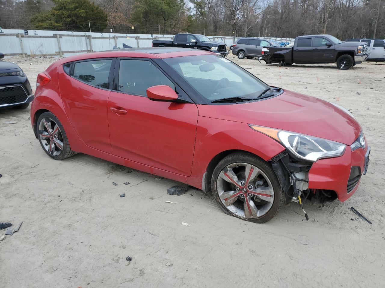 2016 Hyundai Veloster - Image 4